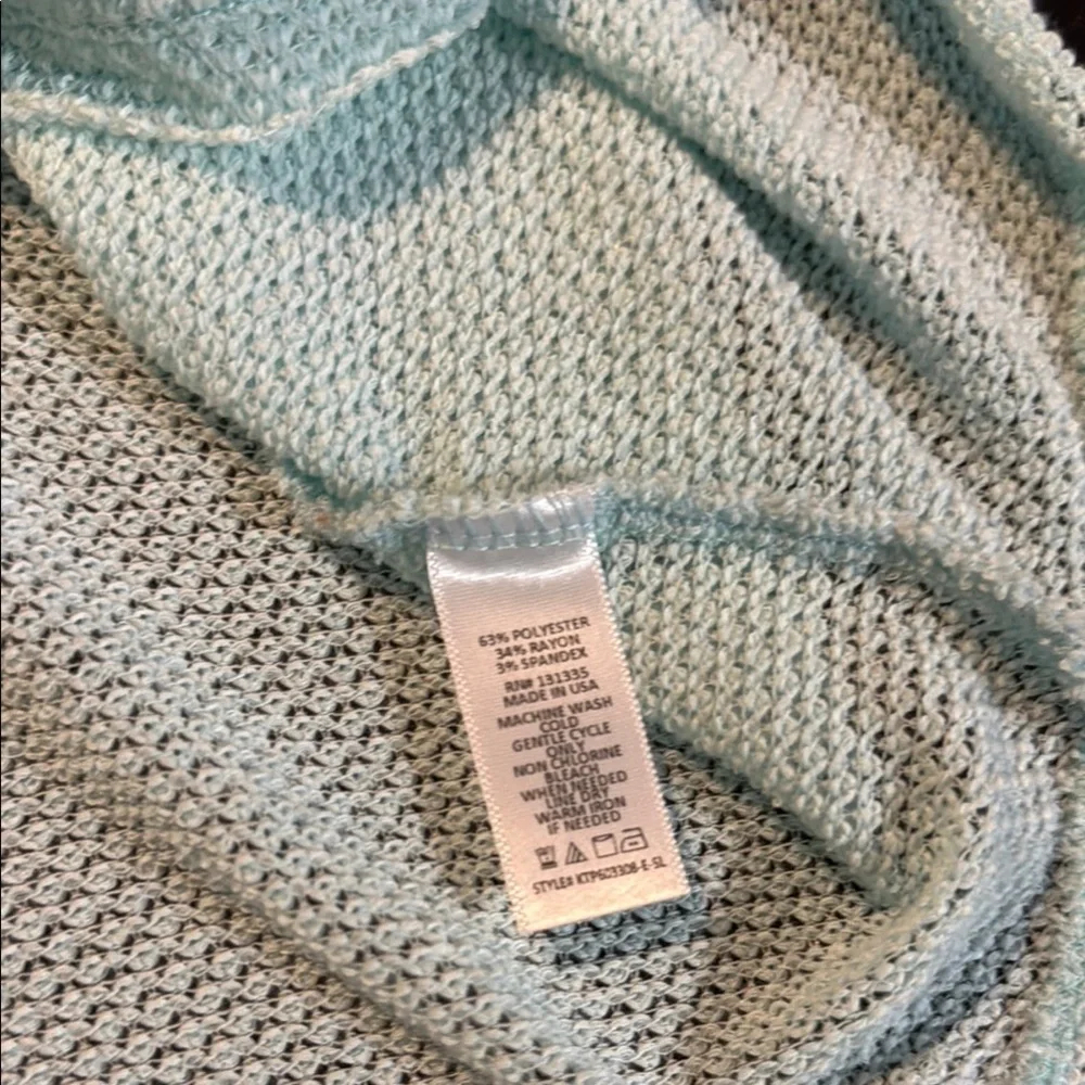 Allison Joy EVEREVE Light Blue V-Neck Top sz Large - Picture 5 of 5